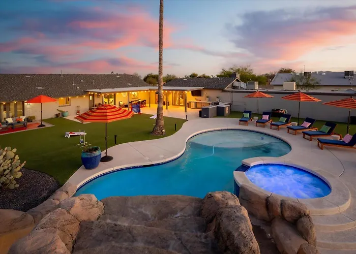Sleeps 20 Heated Pool Games Fire Pit Dog Friendly