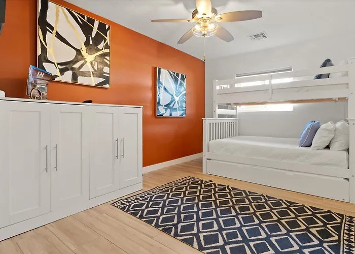 Sleeps 20 Heated Pool Games Fire Pit Dog Friendly * Phoenix