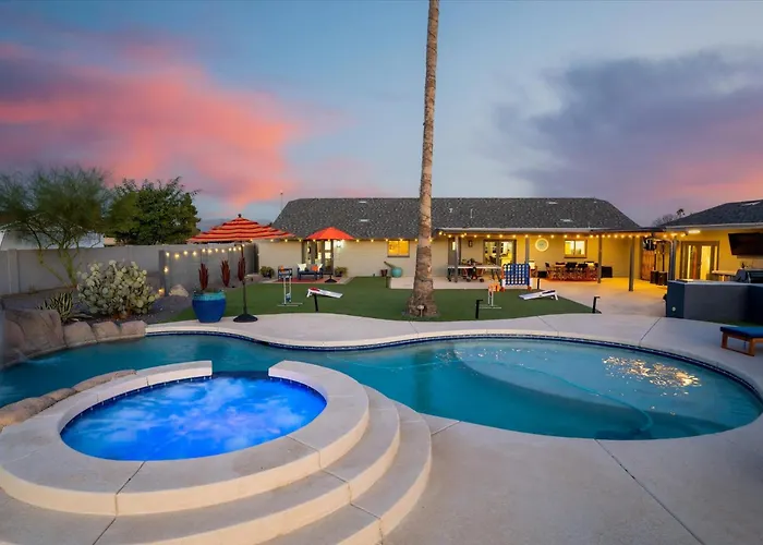 Sleeps 20 Heated Pool Games Fire Pit Dog Friendly Phoenix