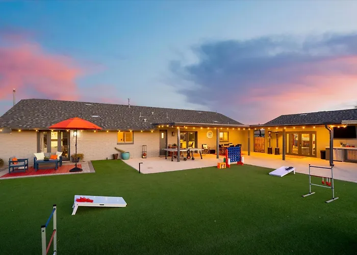 Sleeps 20 Heated Pool Games Fire Pit Dog Friendly * Phoenix