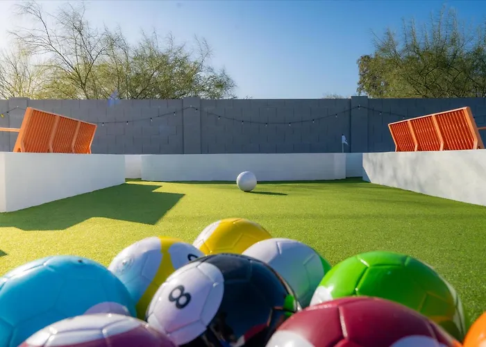 Sleeps 20 Heated Pool Games Fire Pit Dog Friendly * Phoenix