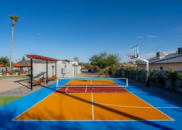 Holiday home Sleeps 20 Heated Pool Games Fire Pit Dog Friendly *